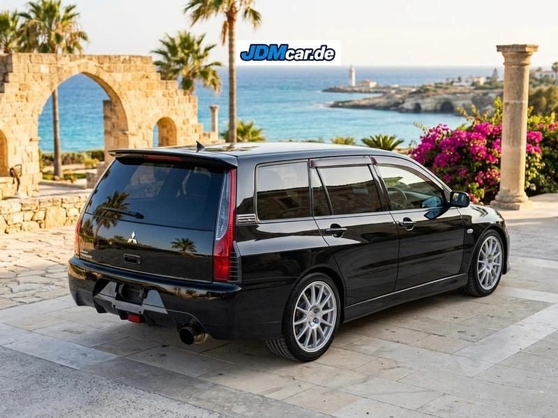 Second-hand Mitsubishi Lancer 330 CP (242 kW) 2006 Negru Break