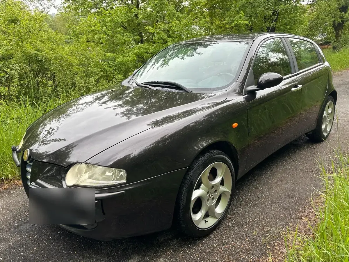 Gebraucht Alfa Romeo 147 150 PS (110 kW) 2002 Andere farben Kleinwagen