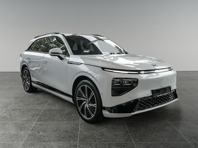 Weiss Neu 2025 XPENG G9 AWD Performance SUV | 69.990 € (Fairer Preis) - Bild 1/4