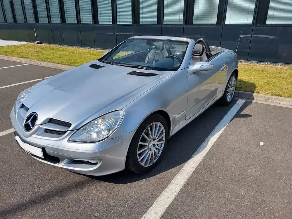 Gebraucht Mercedes SLK200 163 PS (119 kW) 2005 Silber Cabrio