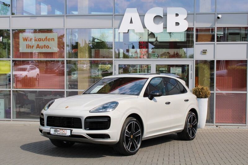 Grau Gebraucht 2023 Porsche Cayenne Turbo Sport SUV | 109.900 € - Bild 1/4
