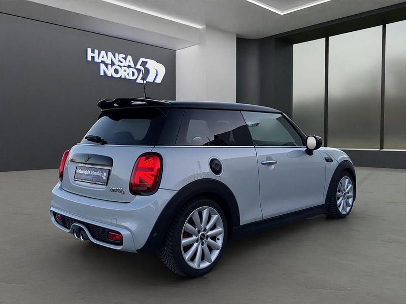 Gebraucht Mini Cooper S Chili 192 PS (141 kW) 2021 Silber Kleinwagen