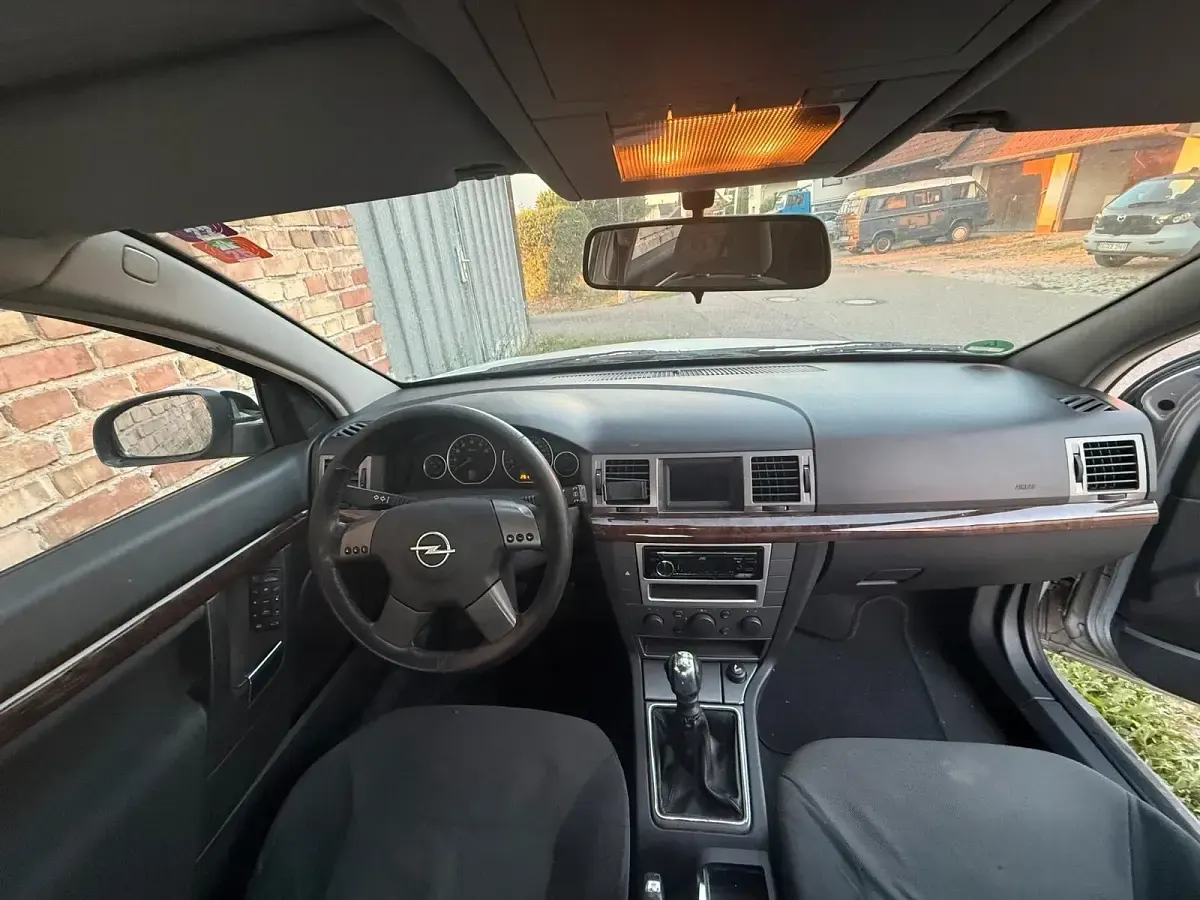 Gebraucht Opel Vectra 147 PS (108 kW) 2004 Limousine