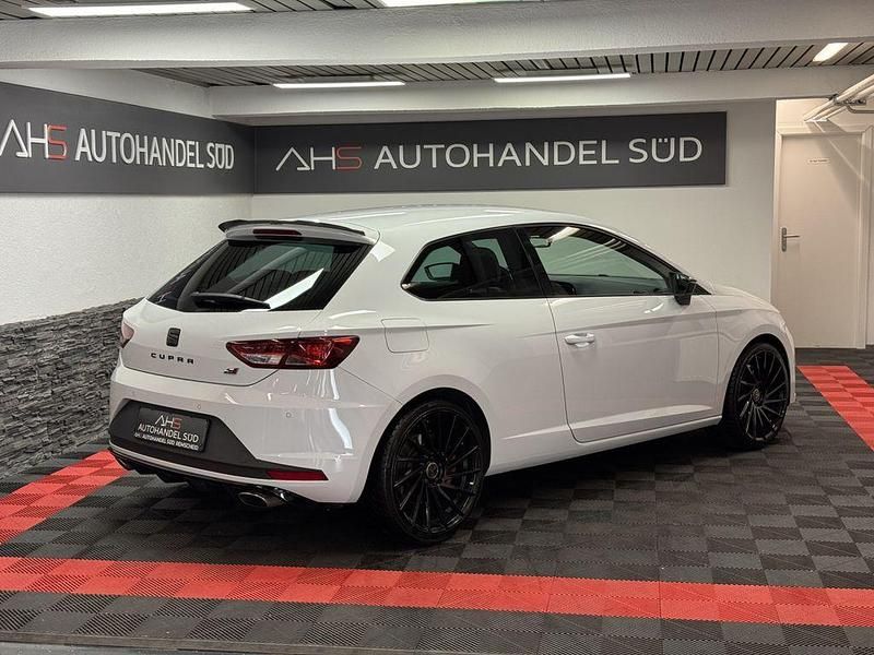 Gebraucht Seat Leon Cupra 265 265 PS (194 kW) 2016 Weiß Coupé