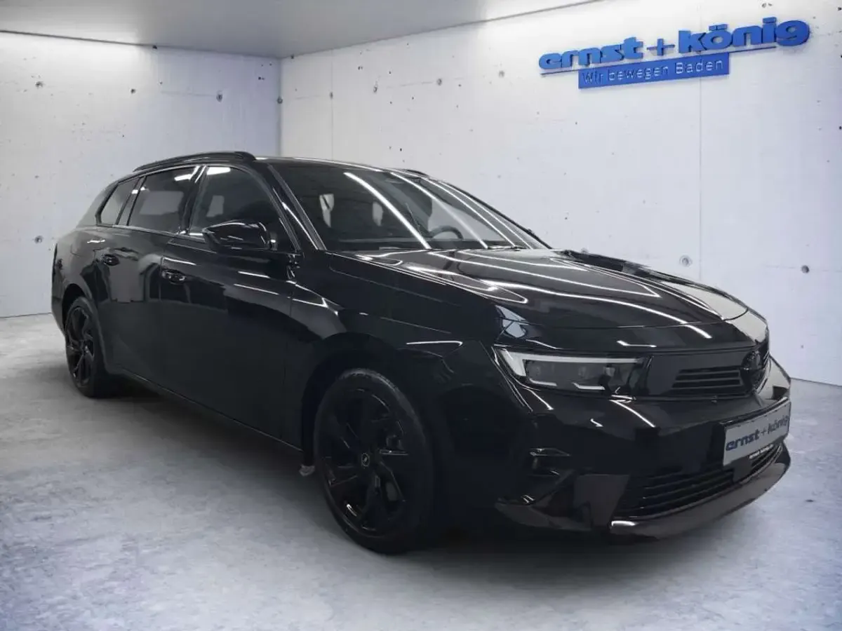 Gebraucht Opel Astra 131 PS (96 kW) 2024 Schwarz Kombi