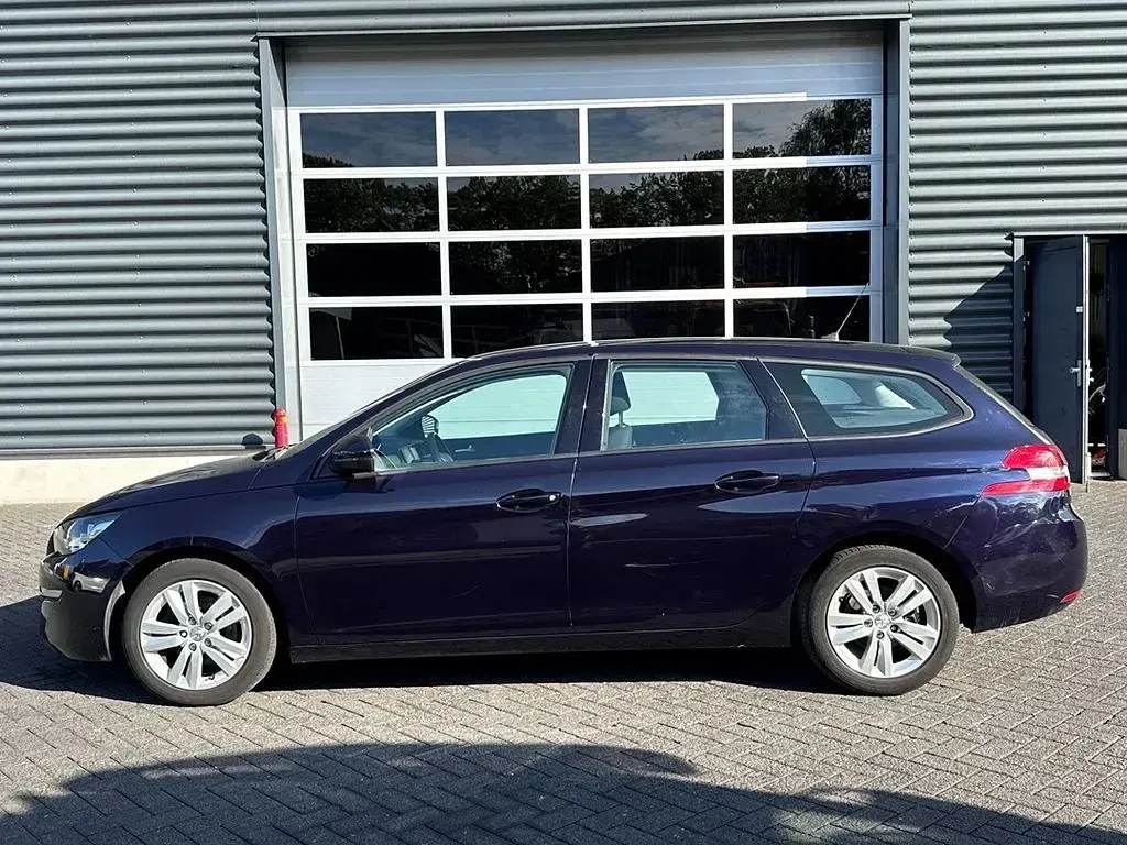 Gebraucht Peugeot 308 SW 120 PS (88 kW) 2015 Blau Kombi