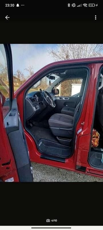 Gebraucht VW Multivan Edition 179 PS (131 kW) 2011 Rot Van / Kleinbus