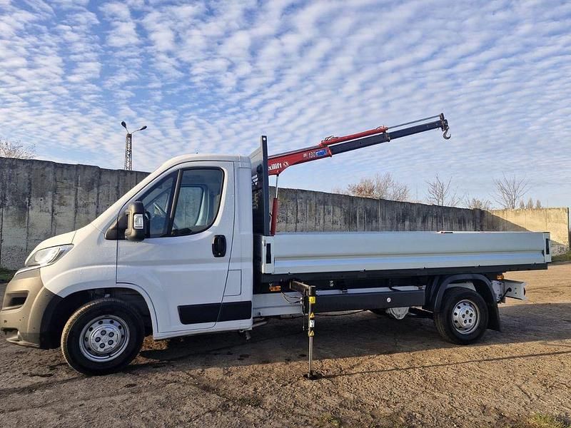 Gebraucht Citroën Jumper 140 PS (102 kW) 2023 Weiß Van / Kleinbus