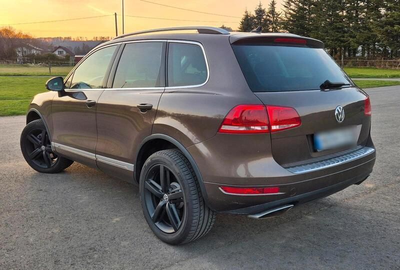 Braun Gebraucht 2010 VW Touareg SUV | 10.000 € (Superpreis) - Bild 1/4