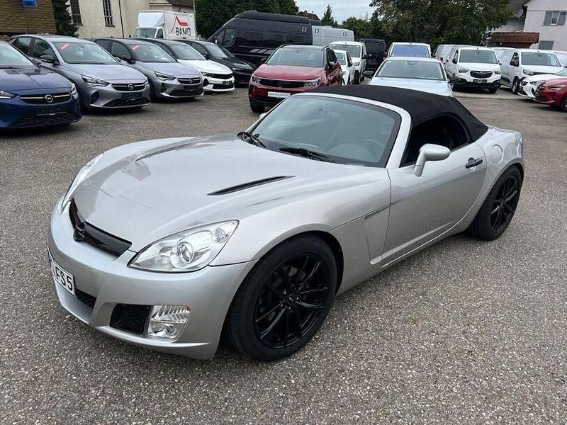 Damastsilber metallic (metallic) Gebraucht 2009 Opel GT Cabrio | 19.900 € (Teuer) - Bild 1/4