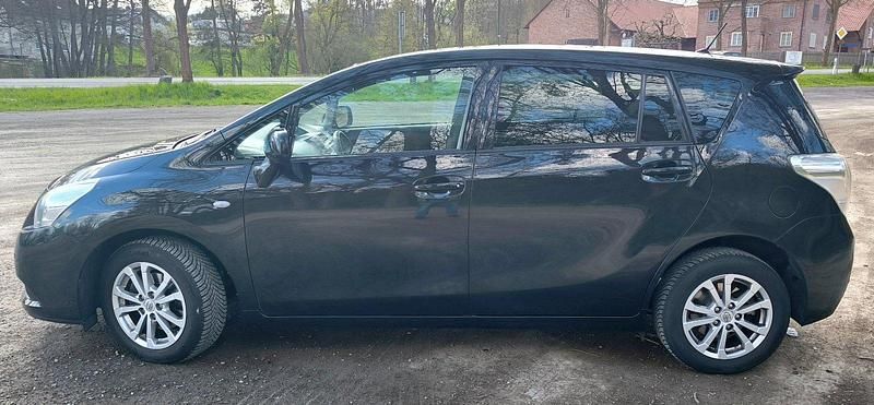 Gebraucht Toyota Verso Edition 147 PS (108 kW) 2012 Schwarz Van / Kleinbus