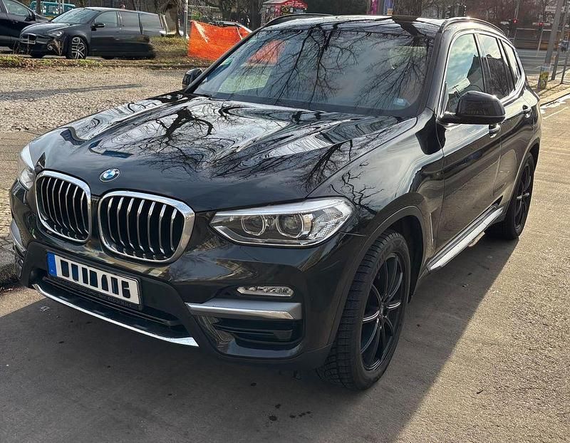 Schwarz Gebraucht 2019 BMW X3 Luxury Line SUV | 22.500 € (Superpreis) - Bild 1/4