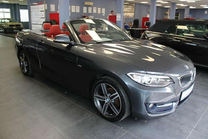 Gebraucht BMW 218 Sport Line 136 PS (100 kW) 2016 Grau Cabrio