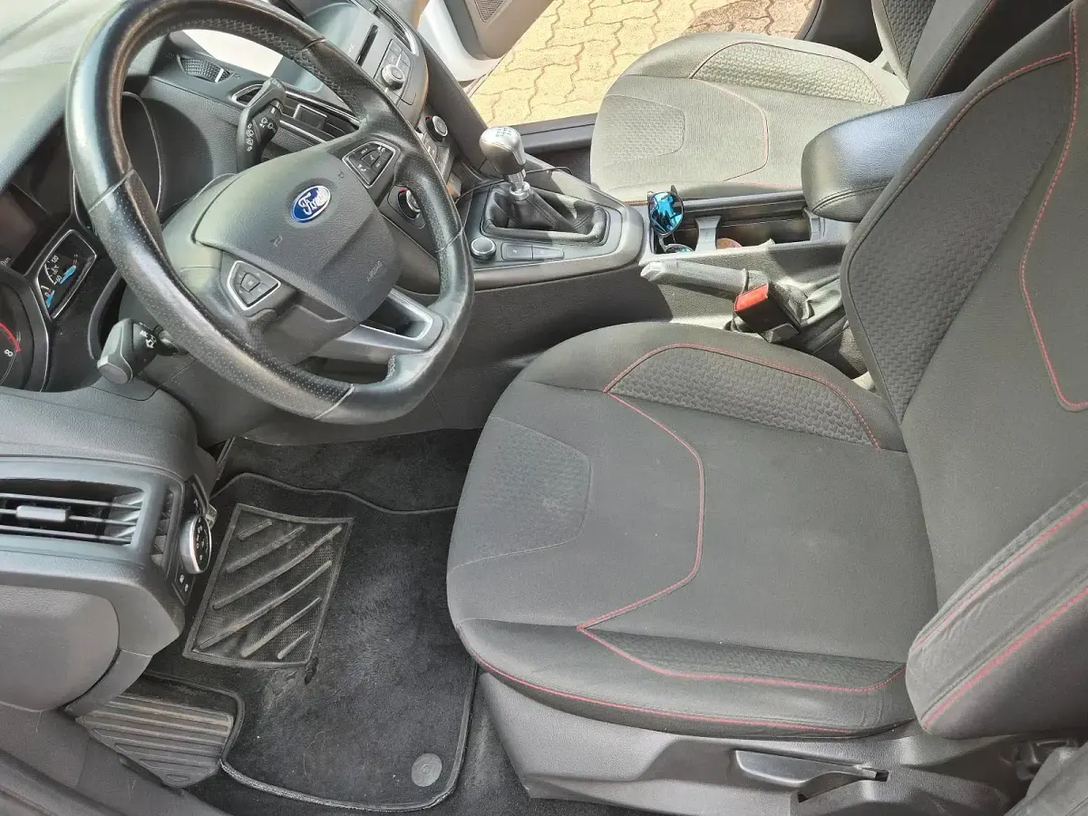 Gebraucht Ford Focus 150 PS (110 kW) 2017 Weiß Kombi