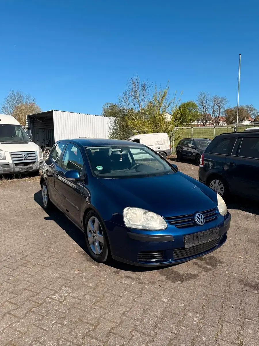Gebraucht VW Golf IV 105 PS (77 kW) 2005 Blau Limousine