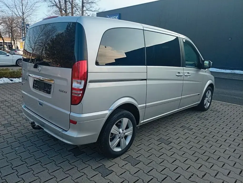 Gebraucht Mercedes Viano Edition 163 PS (119 kW) 2011 Silber Van / Kleinbus