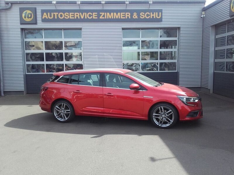 Rot Gebraucht 2016 Renault Mégane IV Intens Limousine | 12.900 € (Etwas zu teuer) - Bild 1/4