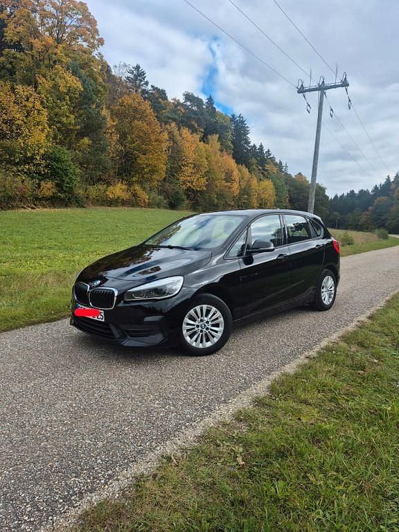 Gebraucht BMW 218 Active Tourer 150 PS (110 kW) 2020 Schwarz Van / Kleinbus