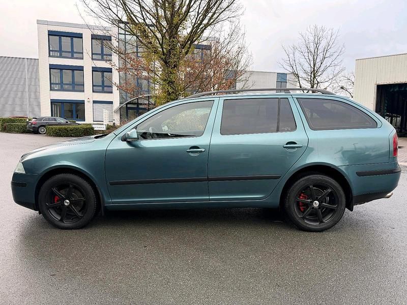 Gebraucht Skoda Octavia 105 PS (77 kW) 2007 Grün Kombi