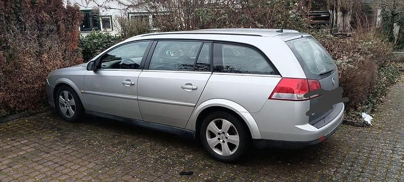 Schwarz Gebraucht 2006 Opel Vectra Sport Limousine | 600 € - Bild 1/1