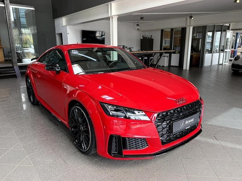 Gebraucht Audi TT Competition 197 PS (144 kW) 2020 Rot Coupé