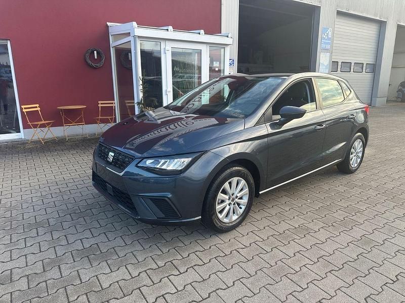 Gebraucht Seat Ibiza Style 95 PS (69 kW) 2025 Grau Kleinwagen