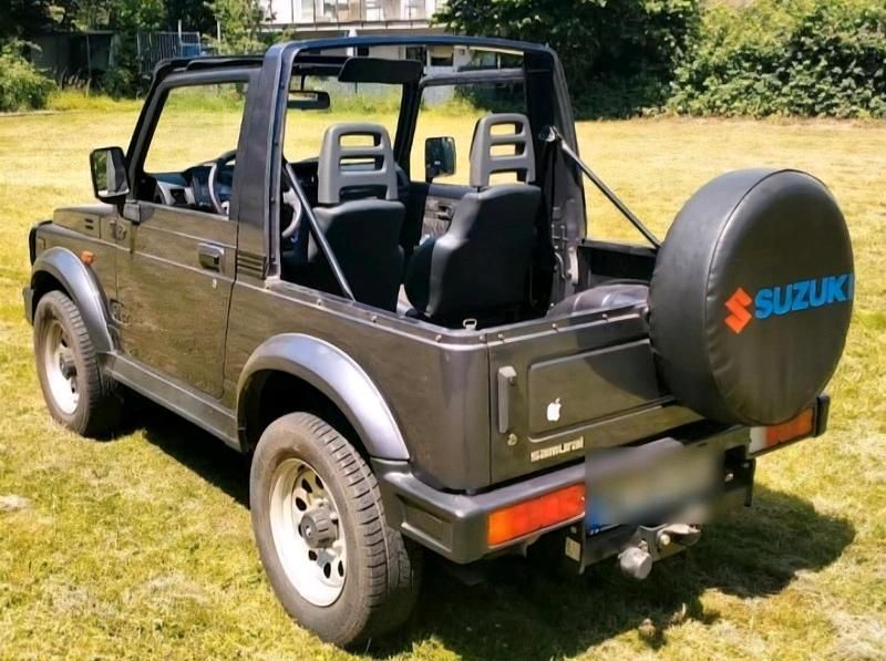 Grau Gebraucht 1996 Suzuki Samurai SUV | 13.900 € - Bild 1/4