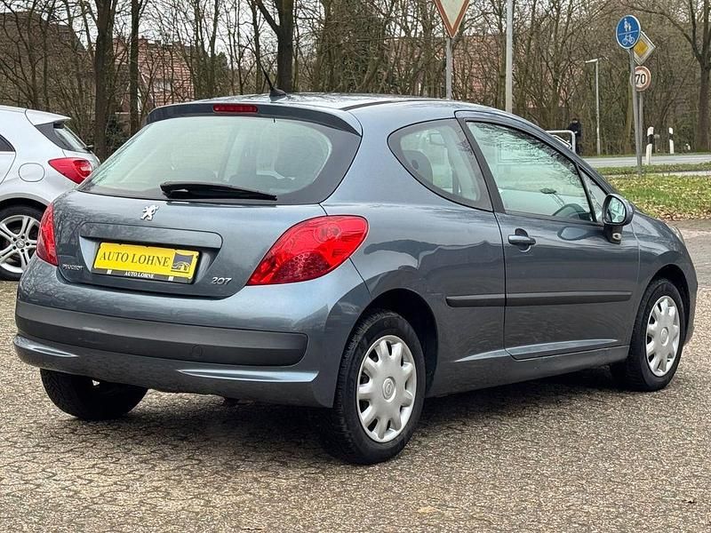 Gebraucht Peugeot 207 Tendance 73 PS (53 kW) 2007 Grau Kleinwagen