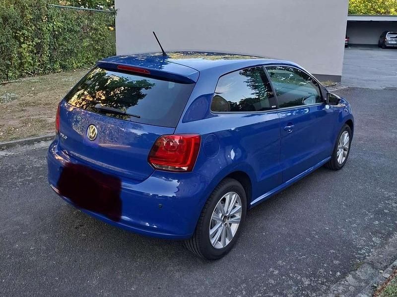 Gebraucht VW Polo Style 60 PS (44 kW) 2011 Blau Limousine