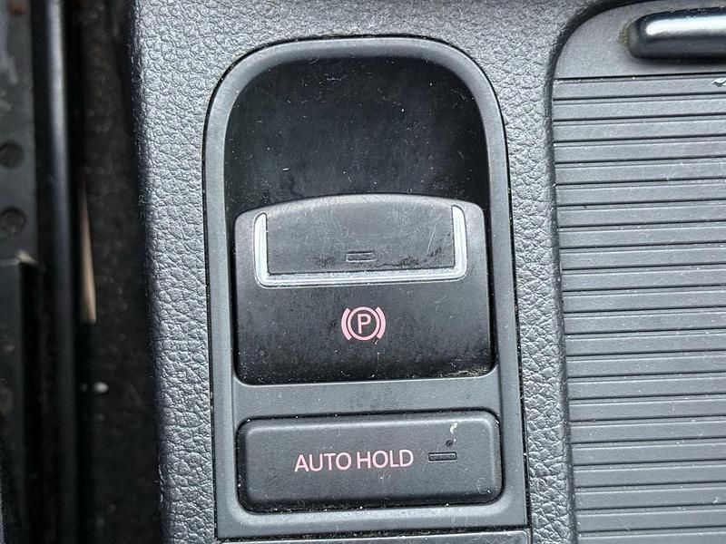 Gebraucht VW Sharan 140 PS (102 kW) 2011 Schwarz Van / Kleinbus