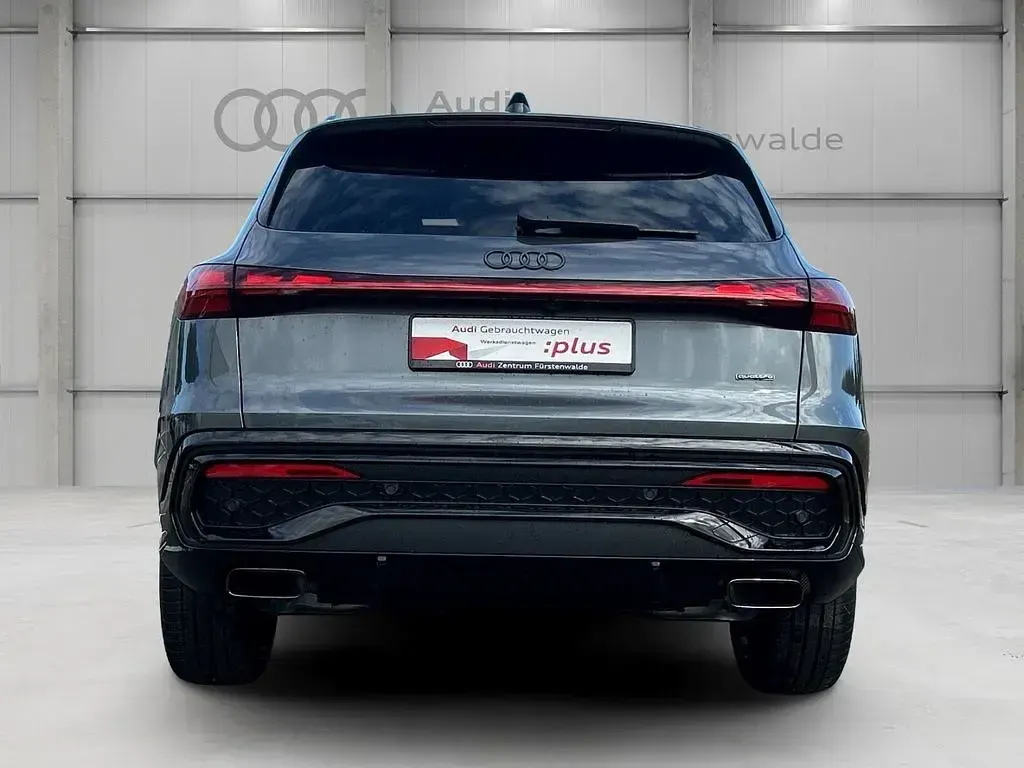 Gebraucht Audi Q5 Edition .1 204 PS (150 kW) 2025 Grau SUV