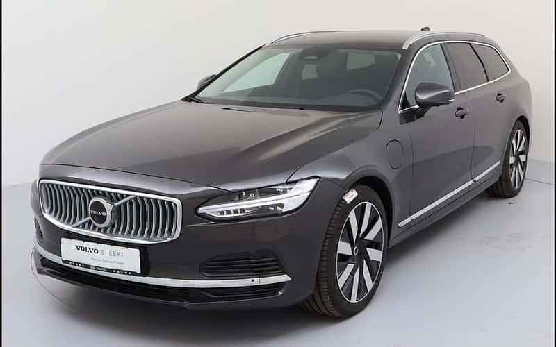 Grau Gebraucht 2025 Volvo V90 Plus Kombi | 45.950 € (Superpreis) - Bild 1/4