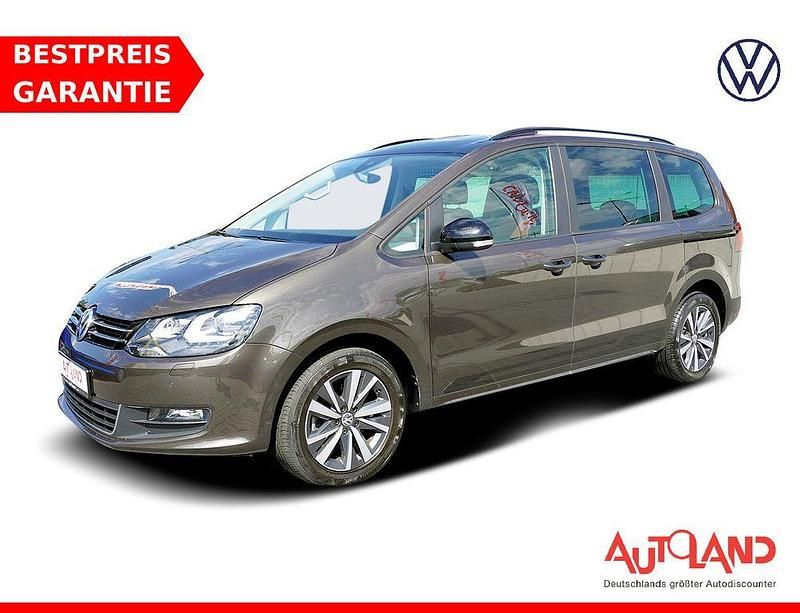 Braun Gebraucht 2020 VW Sharan Style Van / Kleinbus | 34.950 € (Teuer) - Bild 1/4