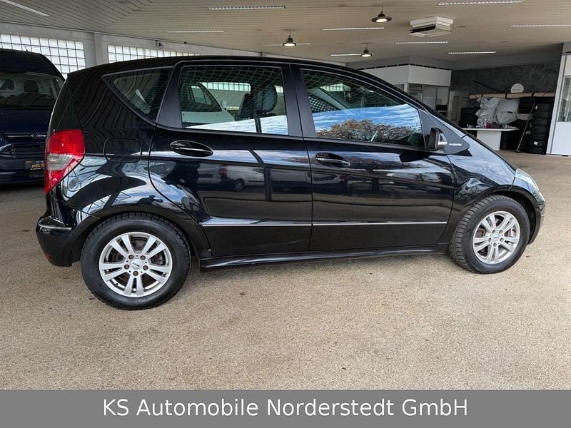 Gebraucht Mercedes A180 116 PS (85 kW) 2009 Schwarz Kleinwagen