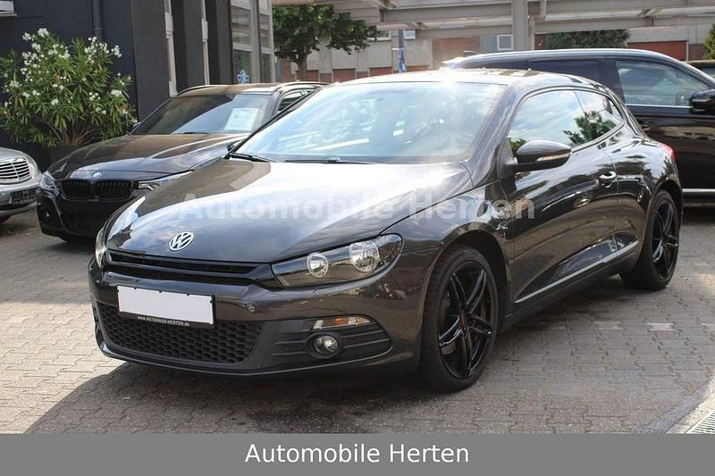 Dark maroon Gebraucht 2008 VW Scirocco Coupé | 4.990 € (Etwas zu teuer) - Bild 1/4