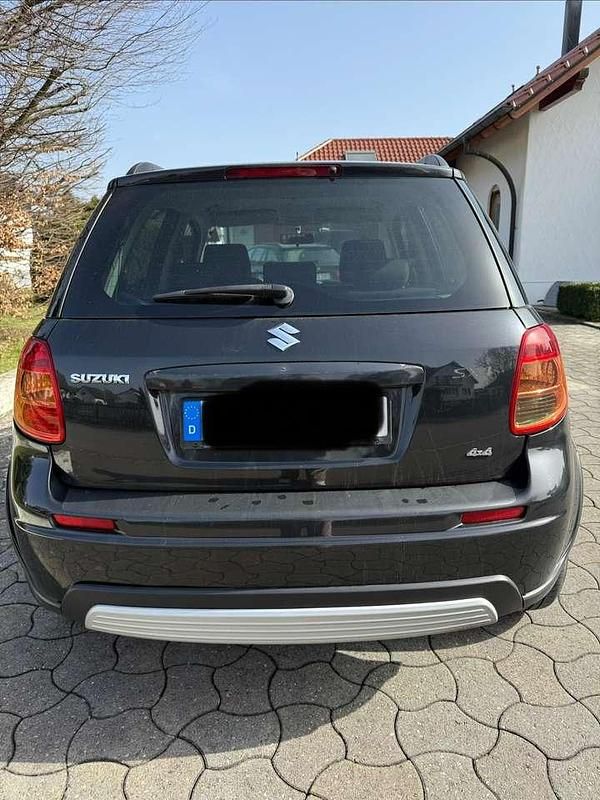 Gebraucht Suzuki SX4 120 PS (88 kW) 2009 Schwarz Limousine