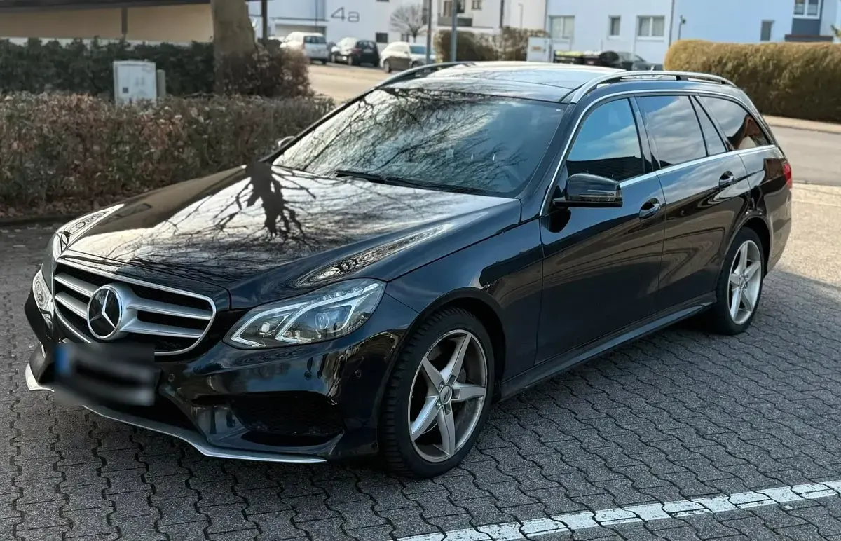 Gebraucht Mercedes E350 AMG 252 PS (185 kW) 2013 Schwarz Kombi