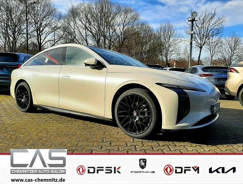 Gebraucht DFSK Forthing 7 209 PS (153 kW) 2025 Grün Limousine