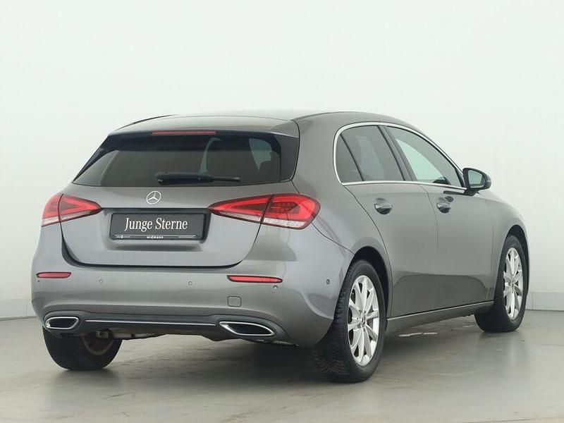 Gebraucht Mercedes A250 Progressive 224 PS (164 kW) 2018 Grau Limousine