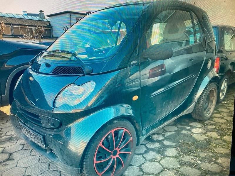 Schwarz Gebraucht 2003 Smart ForTwo Coupé Kleinwagen | 3.990 € (Teuer) - Bild 1/4