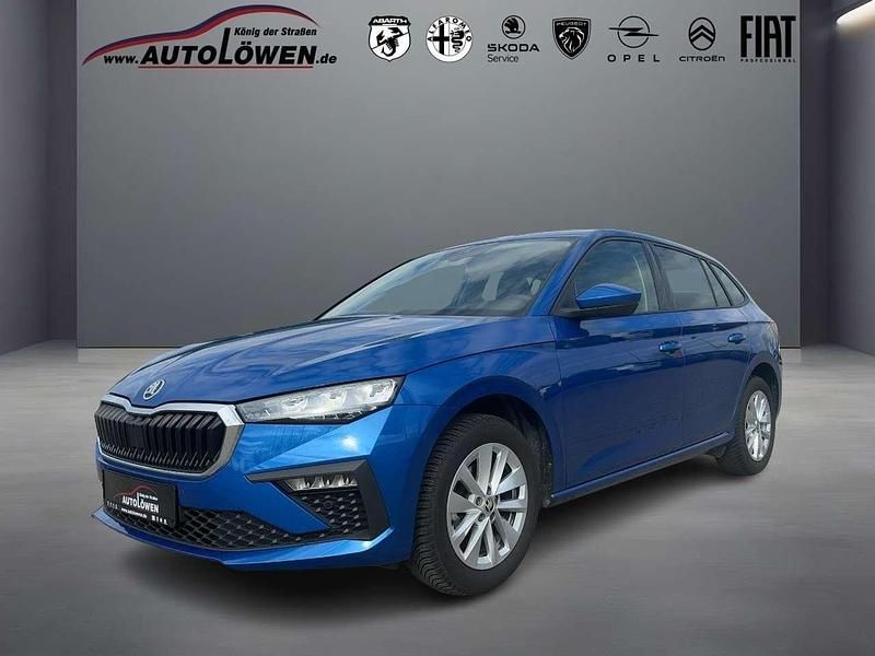 Raceblau metallic Gebraucht 2024 Skoda Scala Selection Kleinwagen | 21.790 € (Fairer Preis) - Bild 1/4