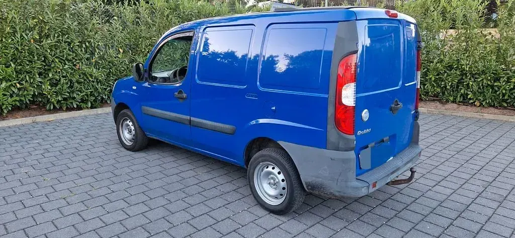 Gebraucht Fiat Doblò Dynamic 84 PS (61 kW) 2006 Blau Van / Kleinbus