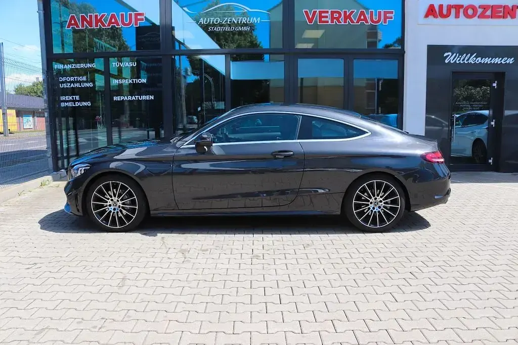 Gebraucht Mercedes C200 AMG 184 PS (135 kW) 2018 Grau Coupé