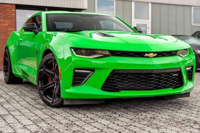 Grün Gebraucht 2017 Chevrolet Camaro SS Coupé | 33.199 € (Fairer Preis) - Bild 1/4