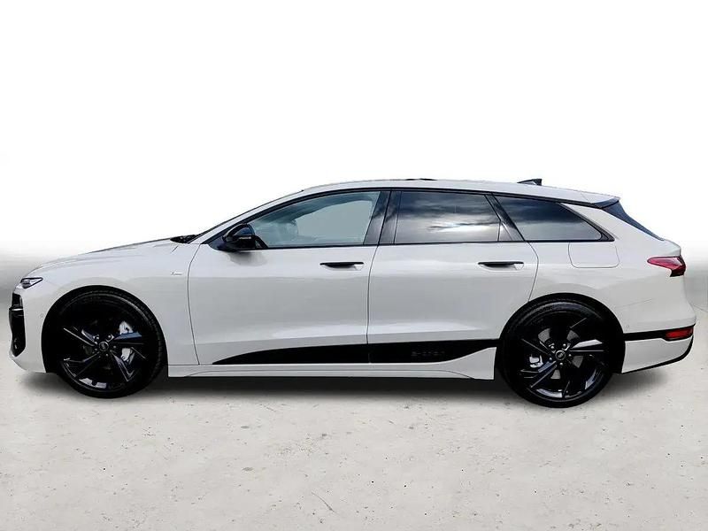 Neu Audi e-tron Performance 269 kW (367 PS) 2026 Beige SUV