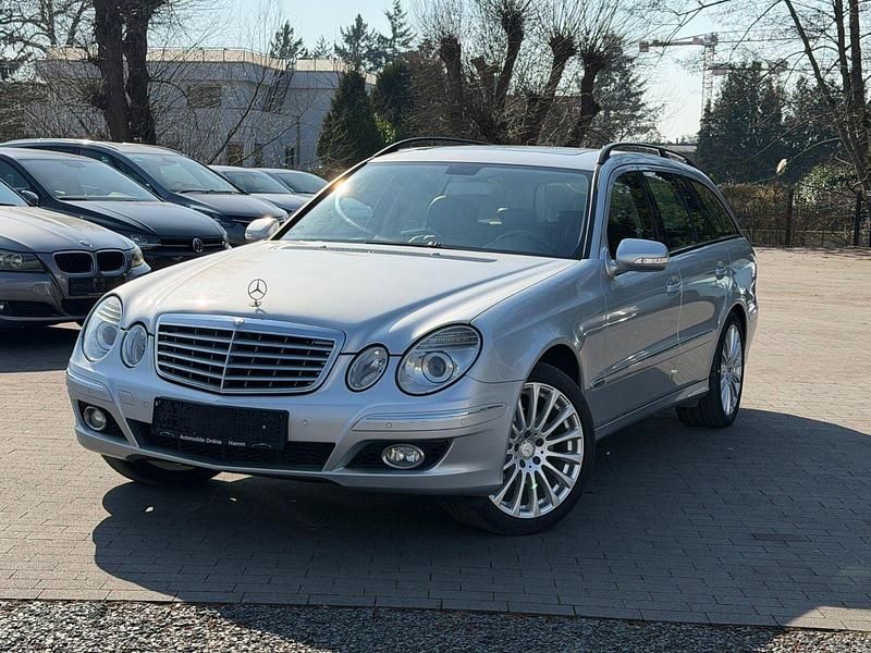 Gebraucht Mercedes E320 Avantgarde 224 PS (164 kW) 2006 Silber Kombi
