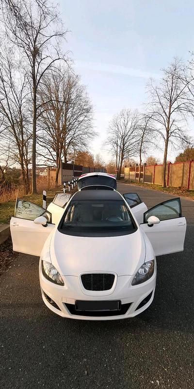 Usata Seat Leon 160 CV (117 kW) 2009 Bianco Utilitaria