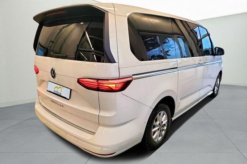 Usata VW Multivan Style 150 CV (110 kW) 2023 Bianco Monovolume