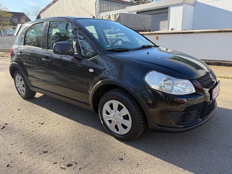 Gebraucht Suzuki SX4 99 PS (72 kW) 2009 Schwarz Limousine