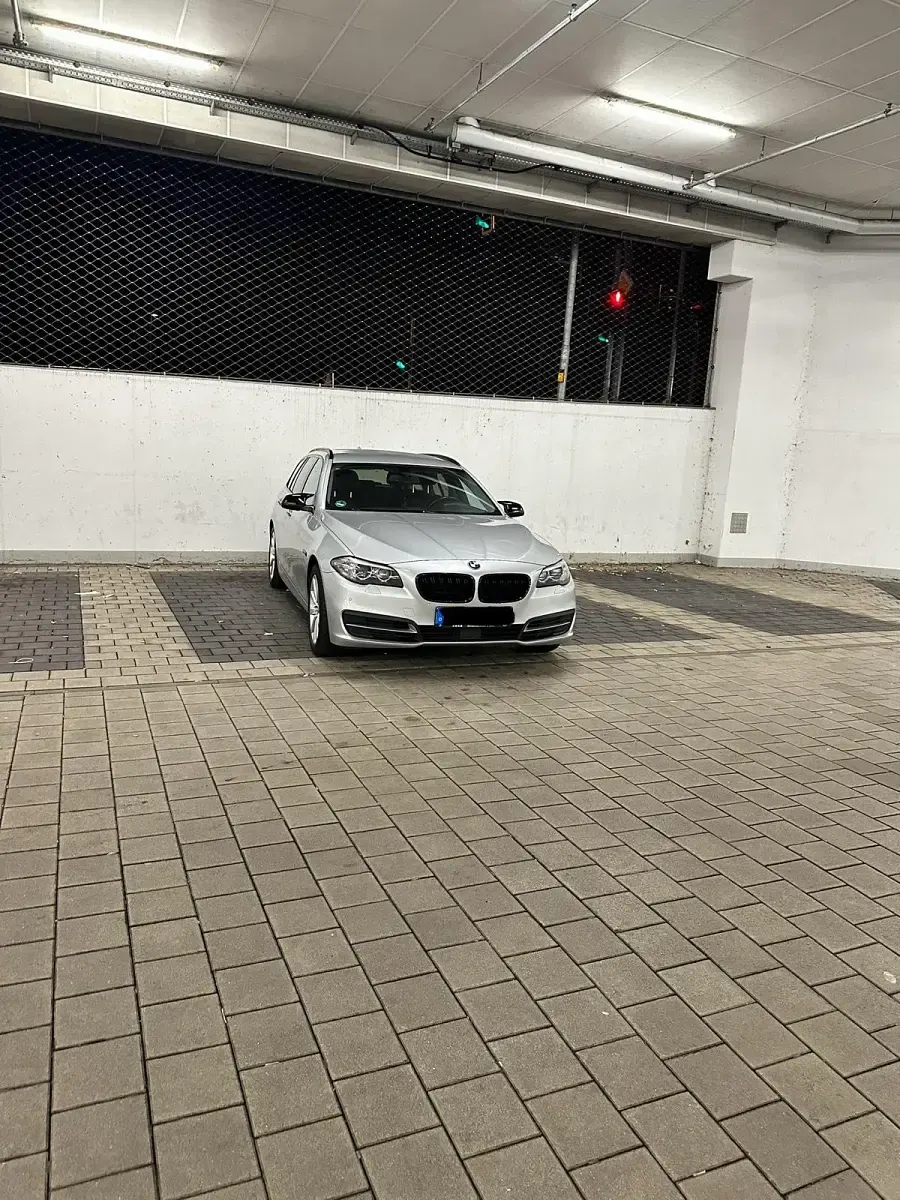 Gebraucht BMW 525 218 PS (160 kW) 2014 Silber Kombi